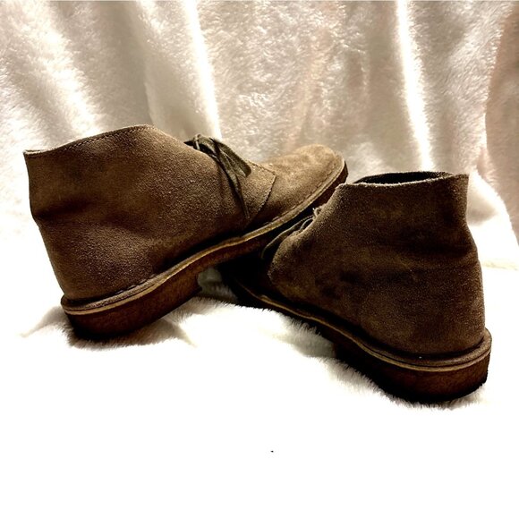 Clarks Mens Desert Boots Size 7.5 Natural Crepe Sole Beige Suede Leather Upper - Picture 7 of 9